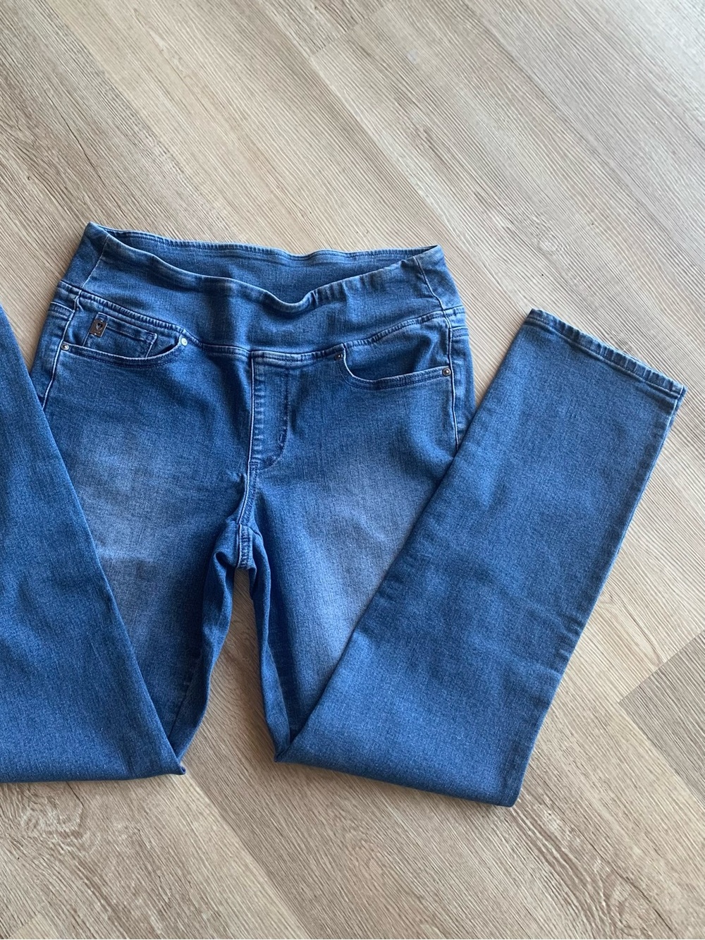 Belle by Kim Gravel Pull On Straight Leg Jeans Triple Lux Stretch